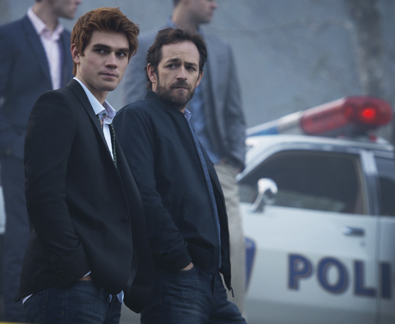 KJ Apa and Luke Perry (Photo: Diyah Pera/The CW)